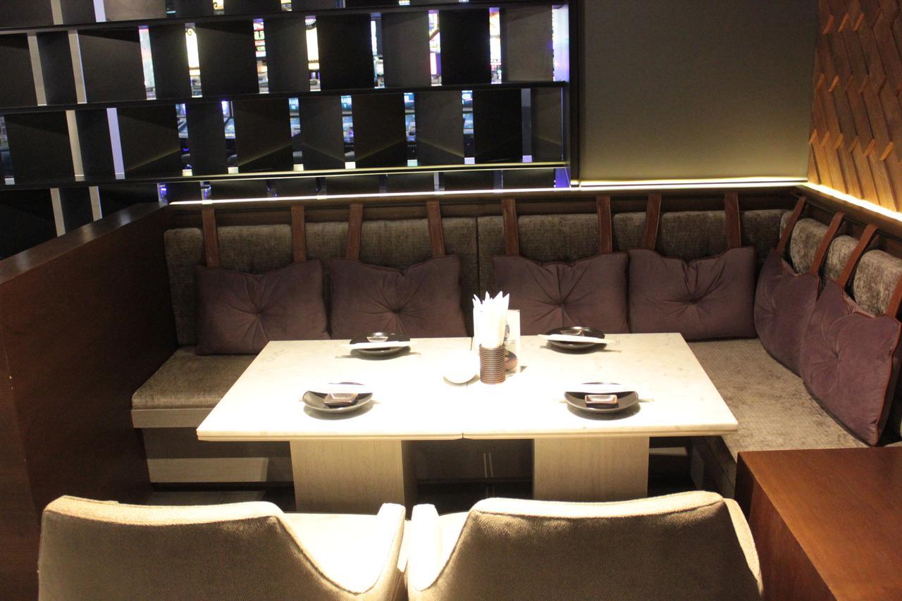Holiday Palace Ou Chrov Bagian luar foto