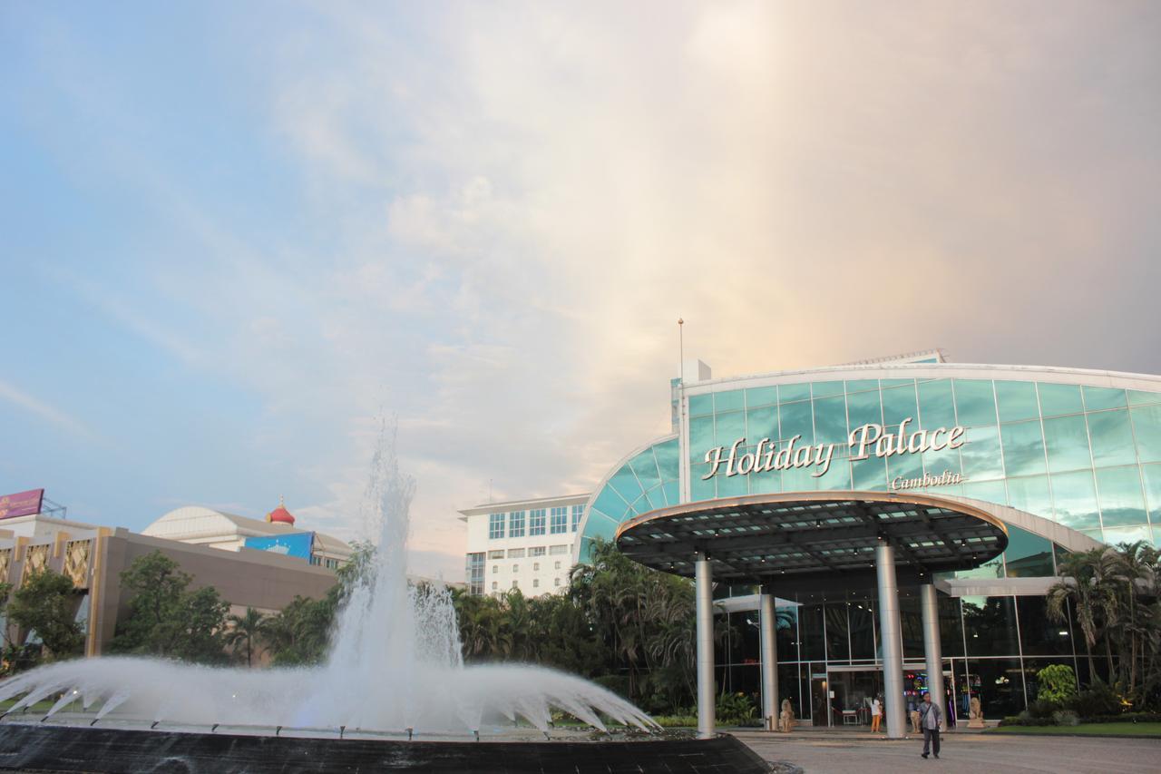 Holiday Palace Ou Chrov Bagian luar foto