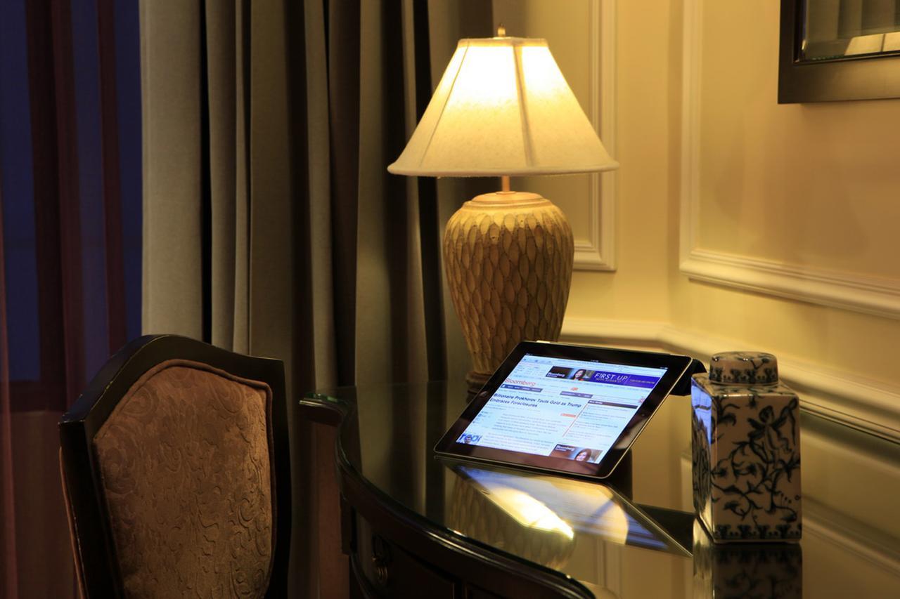 Holiday Palace Ou Chrov Bagian luar foto
