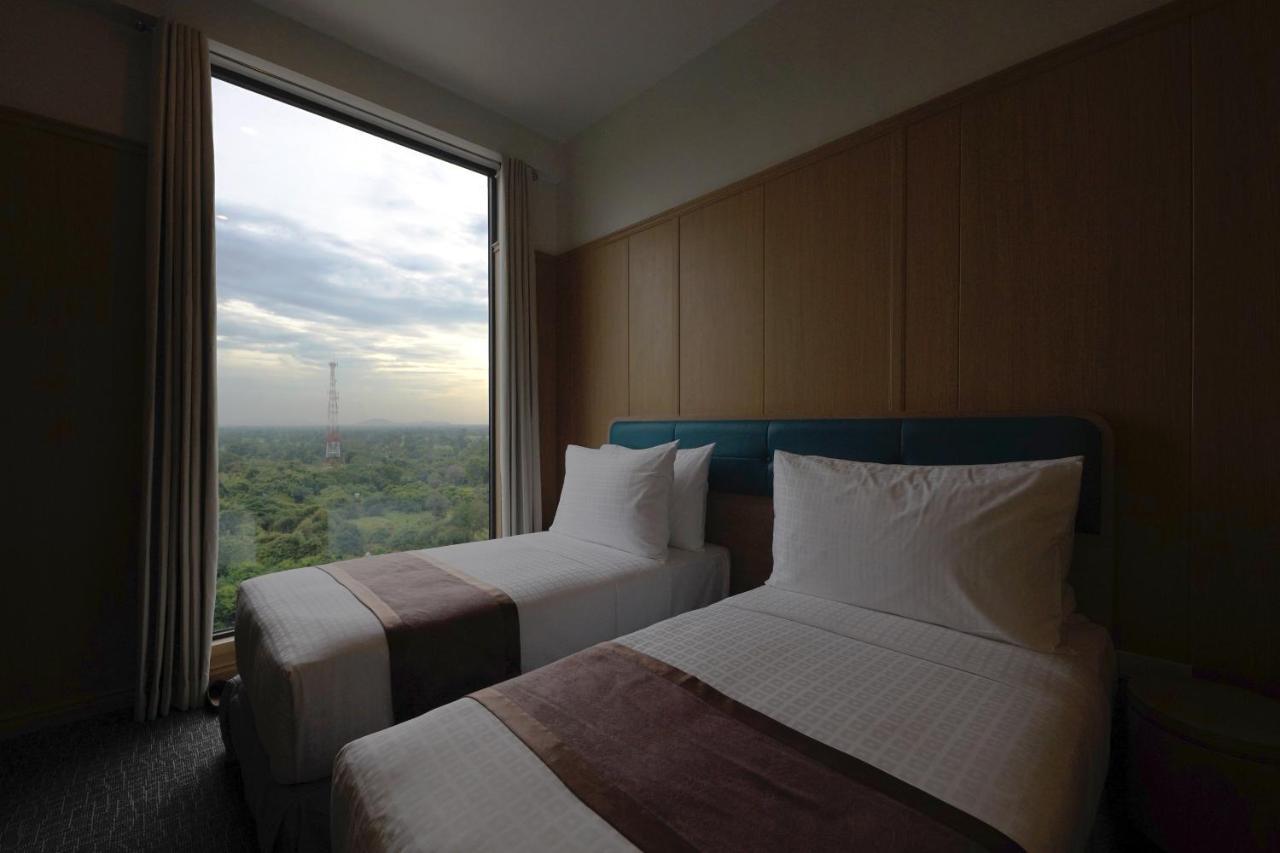 Holiday Palace Ou Chrov Bagian luar foto