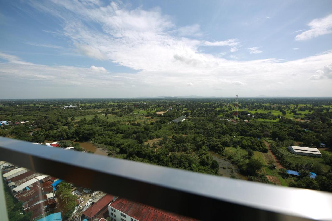 Holiday Palace Ou Chrov Bagian luar foto