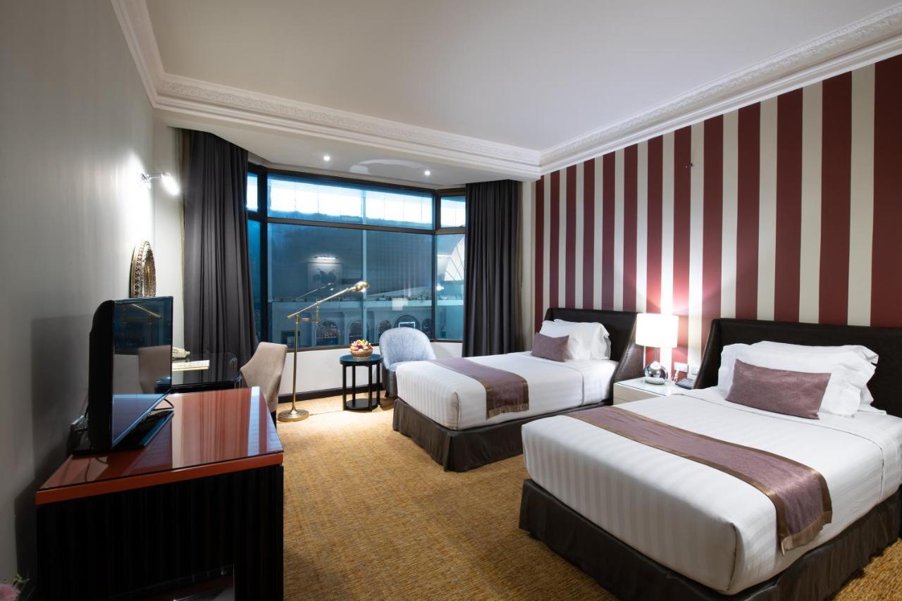 Holiday Palace Ou Chrov Bagian luar foto